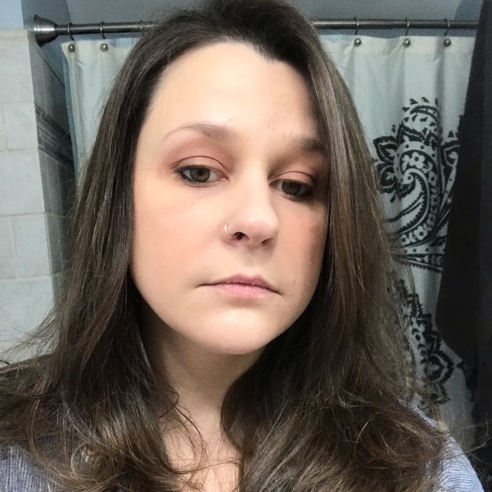 Meet your Posher, Leigh ann
